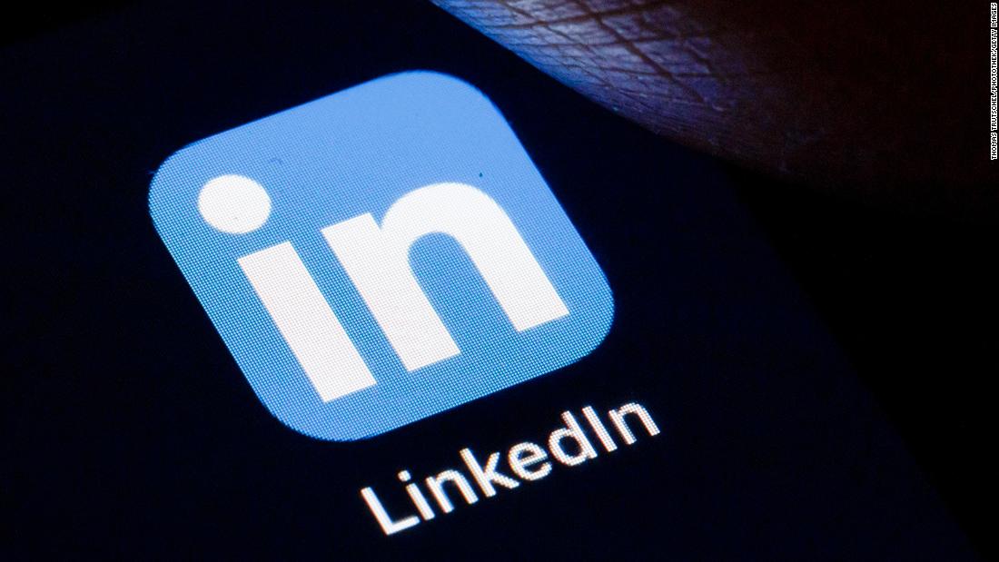 LinkedIn suspends new sign-ups in China - Chattythat News