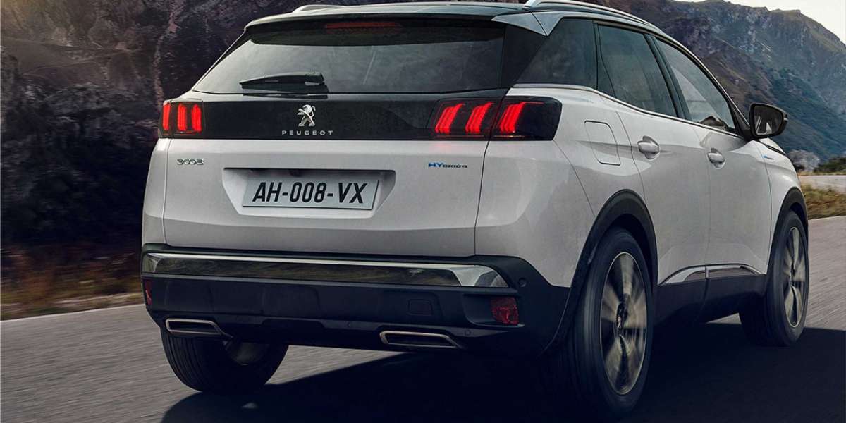 The new Peugeot 3008 as a rechargeable hybrid