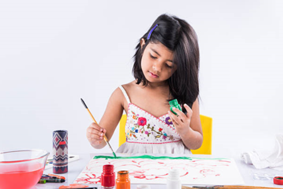 Fostering Creativity in the Classroom: The Importance of Arts Education – Reeds World School
