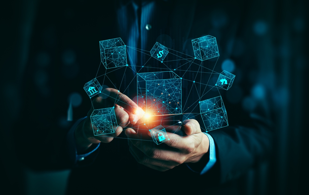 Blockchain Beyond Cryptocurrency: Innovative Use Cases - Les Ottolenghi