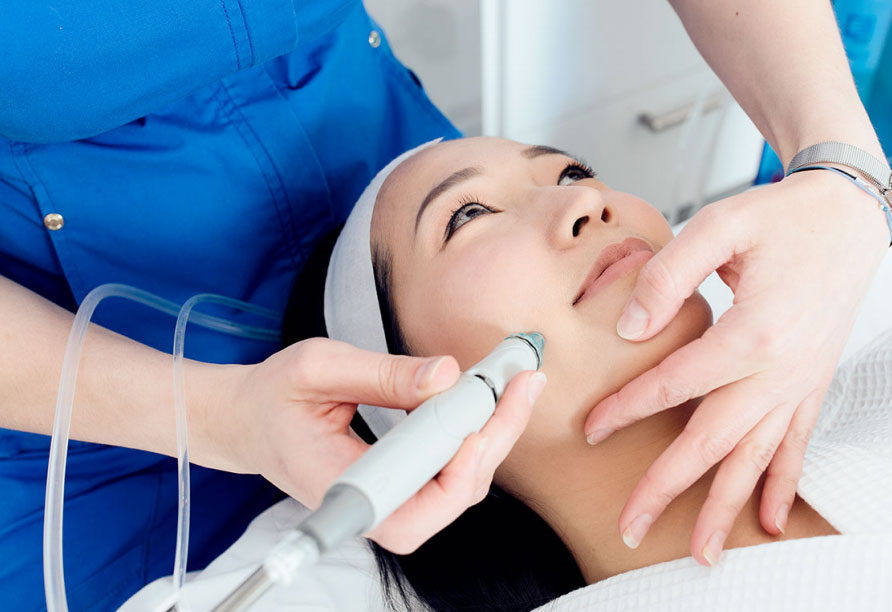 Spa Facial Treatments in Westchester | Park Avenue Med Spa