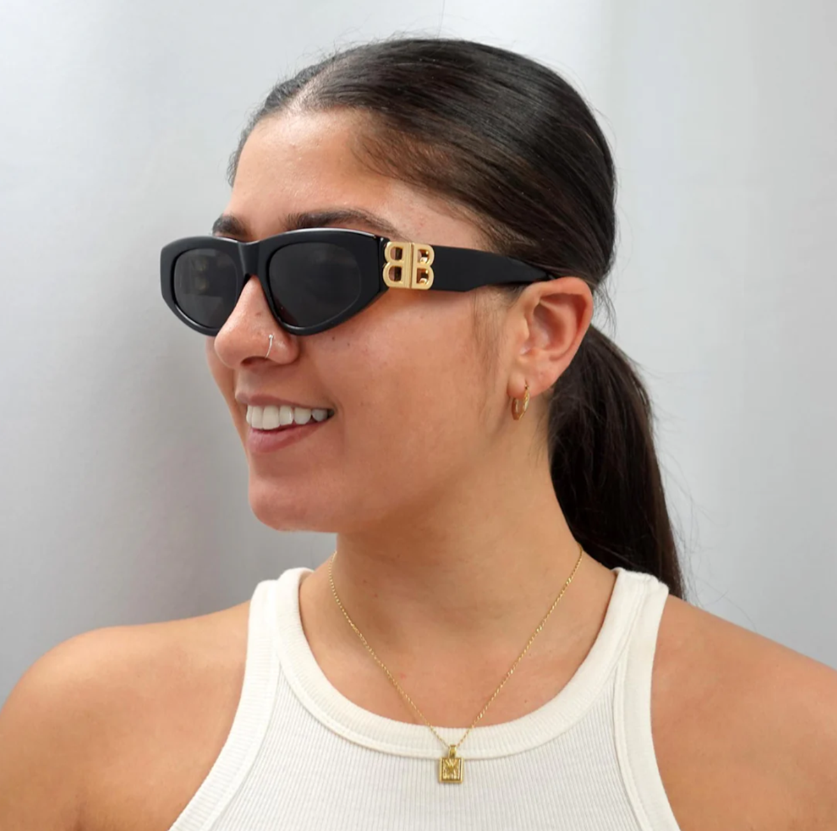 Balenciaga Sunglasses: Making a Bold Statement with High-Fashion Eyewear – Vibe Sphere