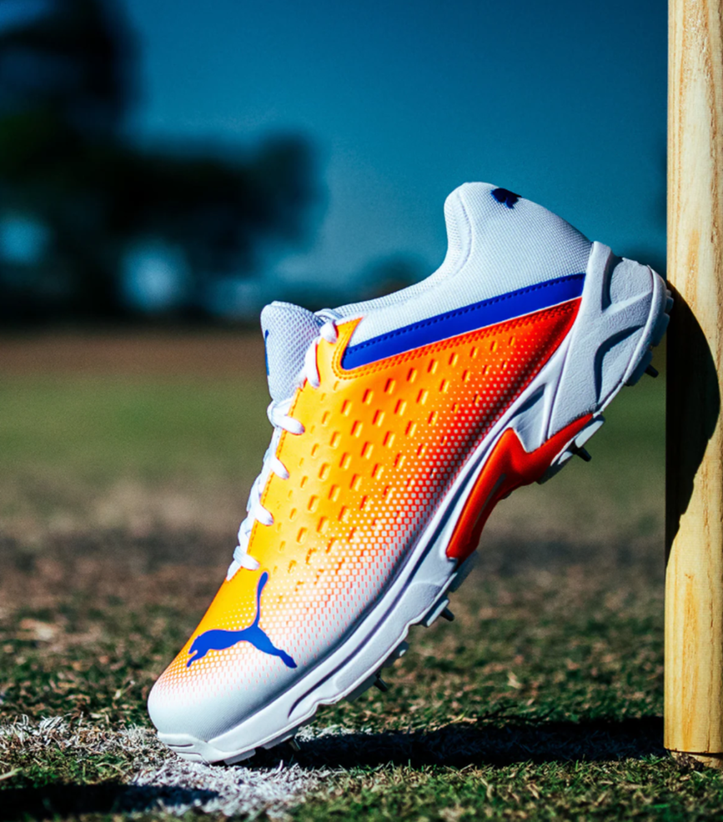Cricket Spikes: A Guide to Choosing the Right Footwear – Vibe Sphere