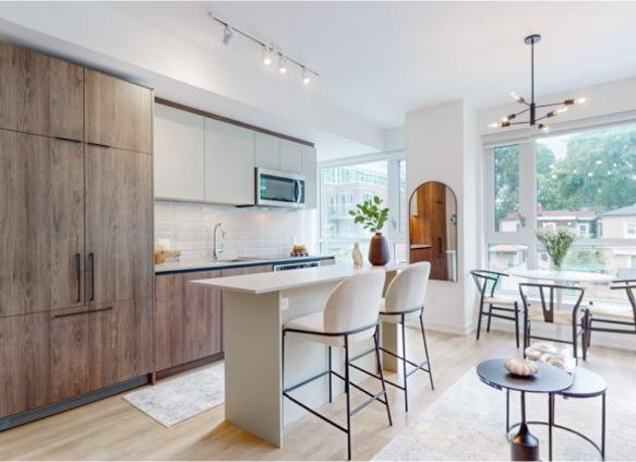 Decluttering & Depersonalizing for Effective Condo Staging