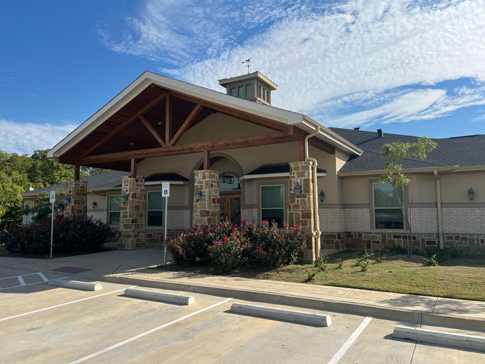 How Do Assisted Living Communities Maintain Dignity in Memory Care Support?- seobackdirectory.com