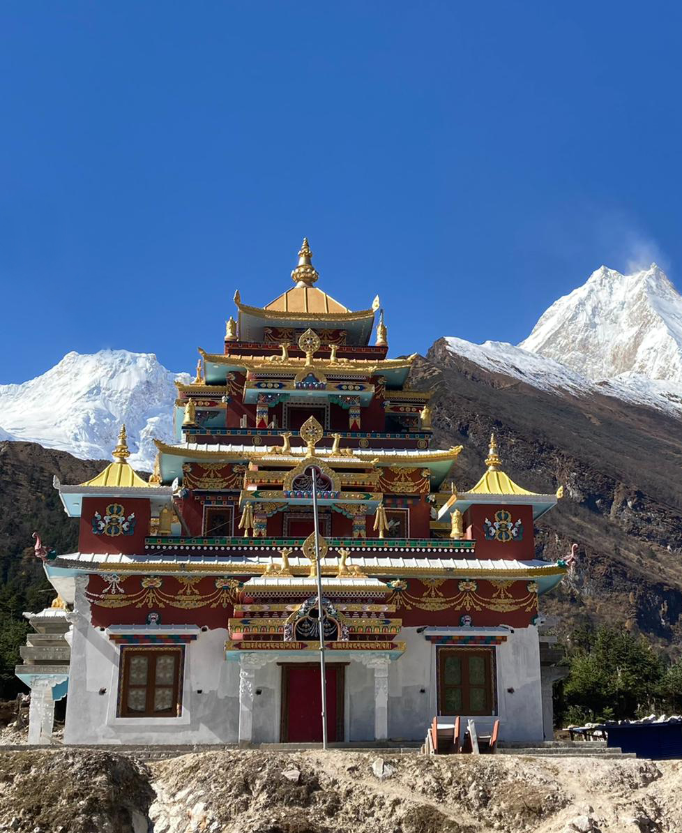 Manaslu Circuit Trek 14 Days Package | Igloo Himalaya Treks